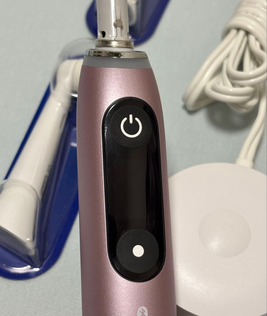 専用ページ　　オーラルbブラウン 電動歯ブラシ