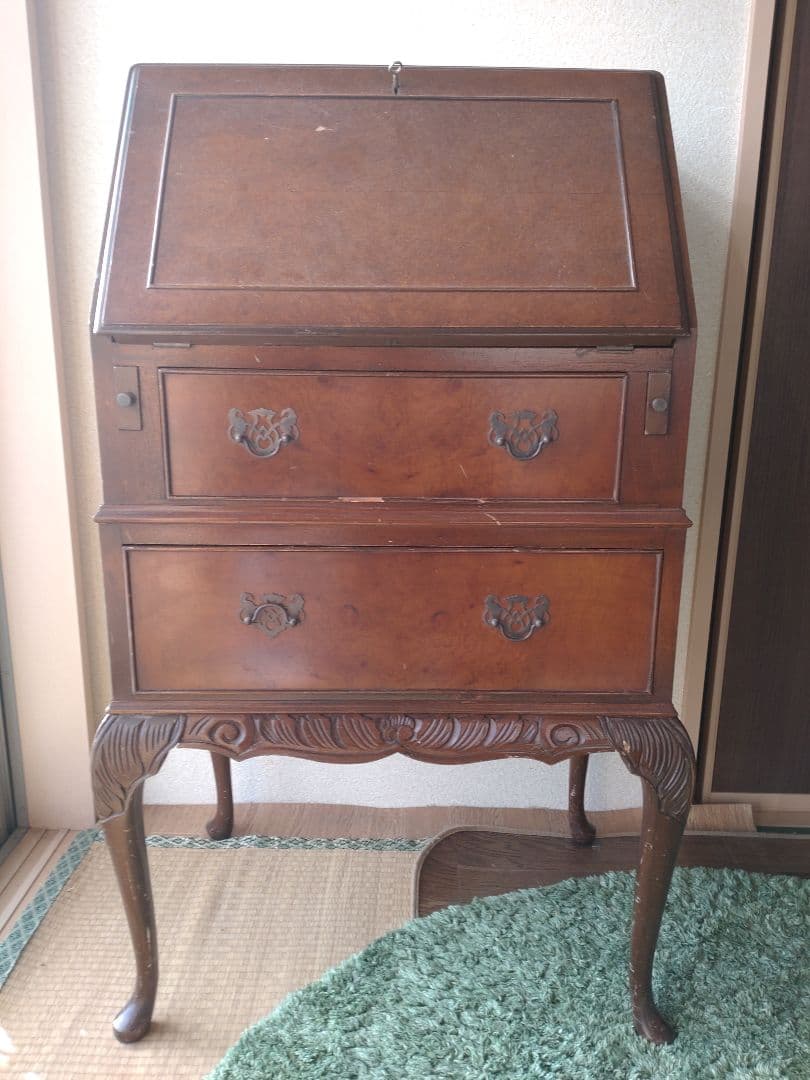 【お値引中】希少◆ライディングビューロー　アンティーク　鍵付き　猫脚