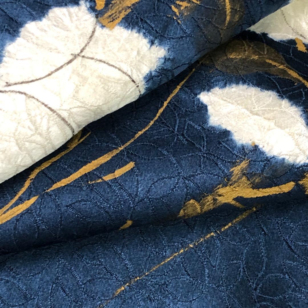 付下げ 白い花模様 絞り 手描き 伯林青色 しつけ糸 K-5046