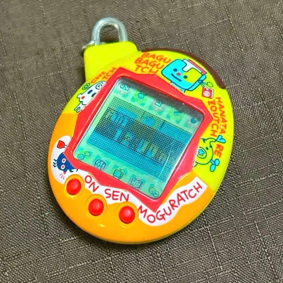 いぇー！ふぁみりーイロイロ！たまごっちプラス ふぁみたまペット柄