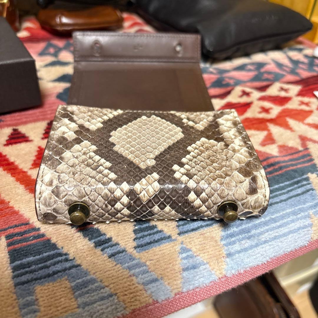 エムピウパイソンナチュラル