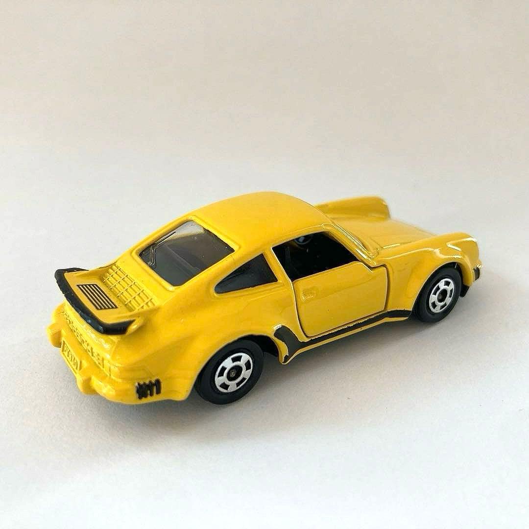トミカ F1-2-2 ポルシェ930ターボ 日本製 青箱 イエロー 希少 美品