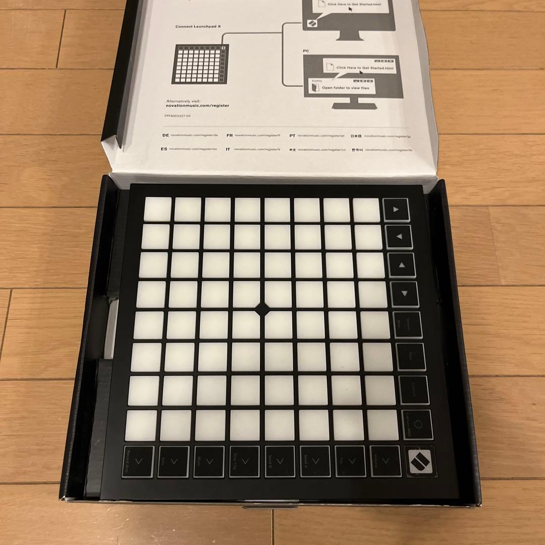 launchpad x美品！値下げ交渉可能！純正ケーブル、箱付き！