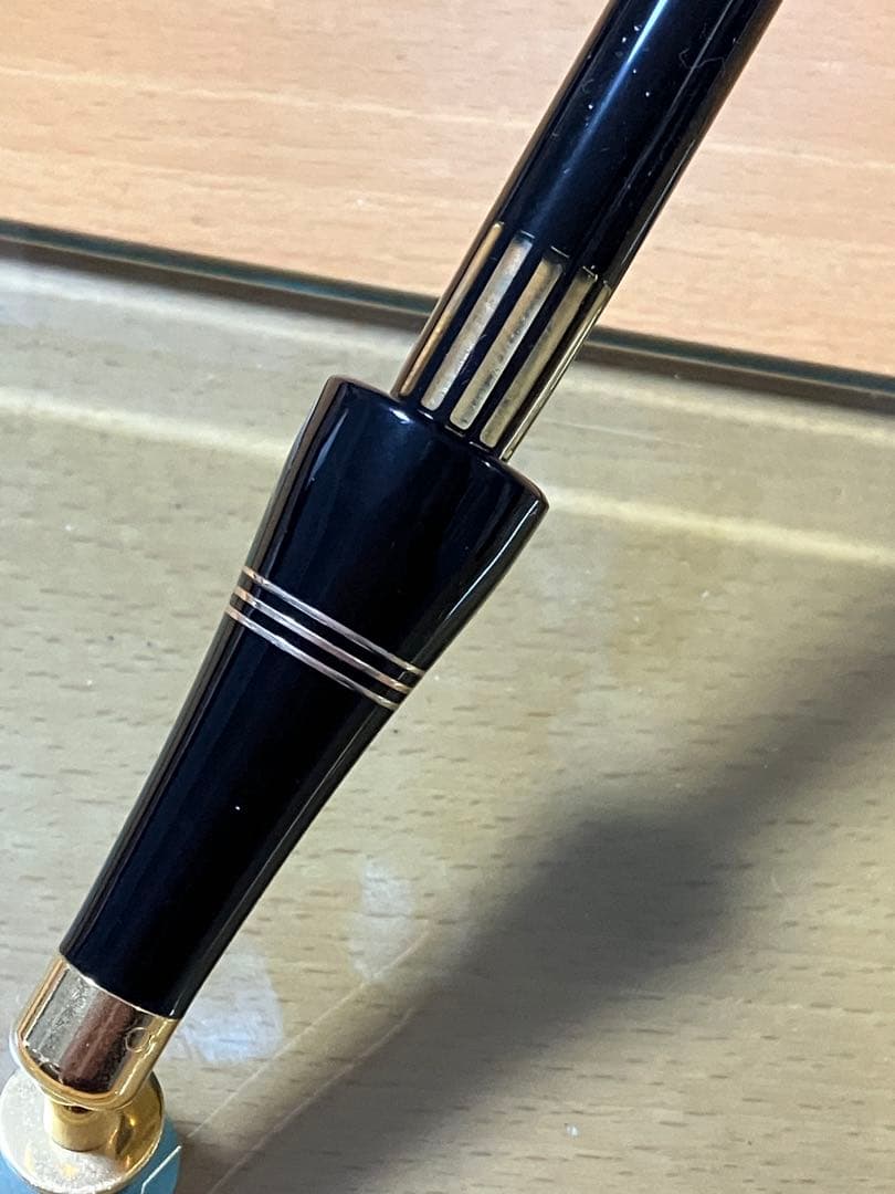 オマスのデスクペン（Omas Extra）・セット（万年筆、ボールペン）