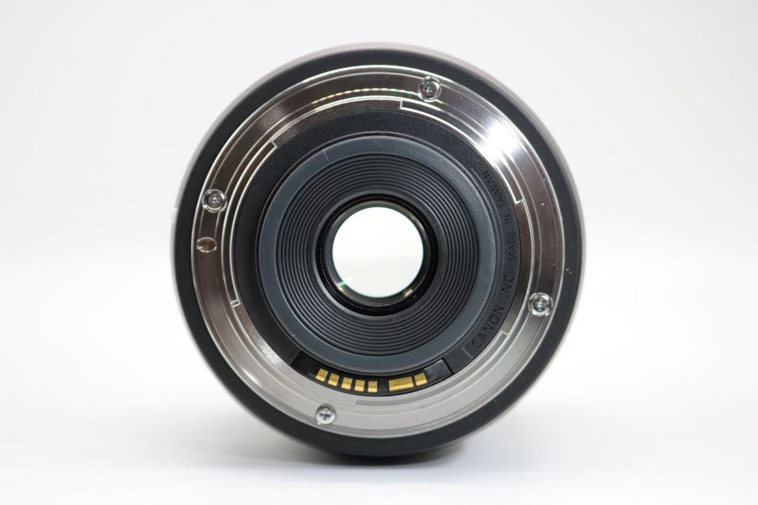 超美品 【Canon EF-S 18-135mm IS USM】 EFレンズ