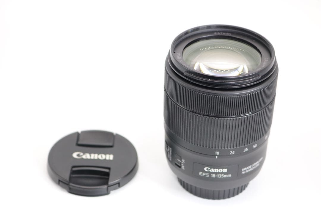 超美品 【Canon EF-S 18-135mm IS USM】 EFレンズ