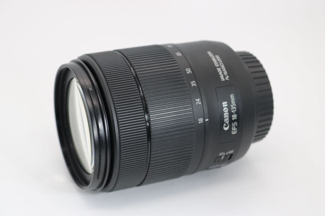 超美品 【Canon EF-S 18-135mm IS USM】 EFレンズ