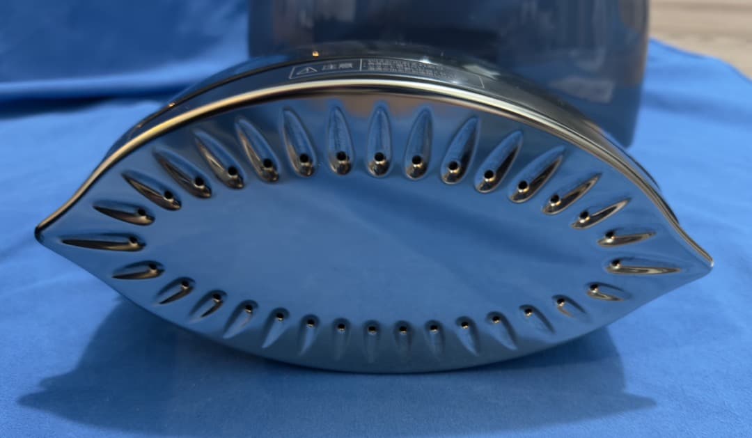 Panasonic NI-WL708 コードレススチームアイロン