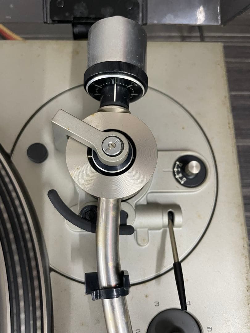 Technics SL-1300 ターンテーブル 通電のみ確認 現状品