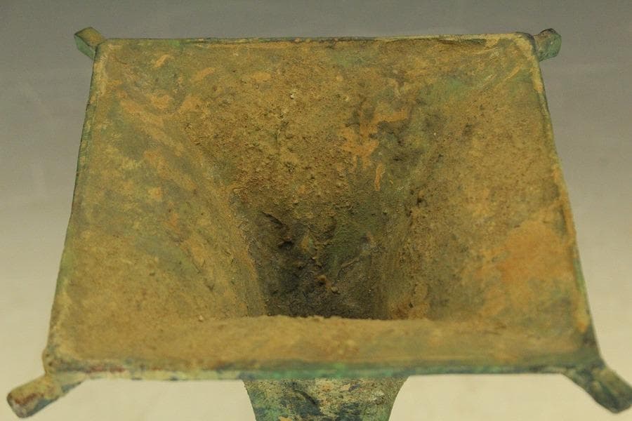 中国美術 青銅 饕餮紋 四方 尊瓶(HA508)