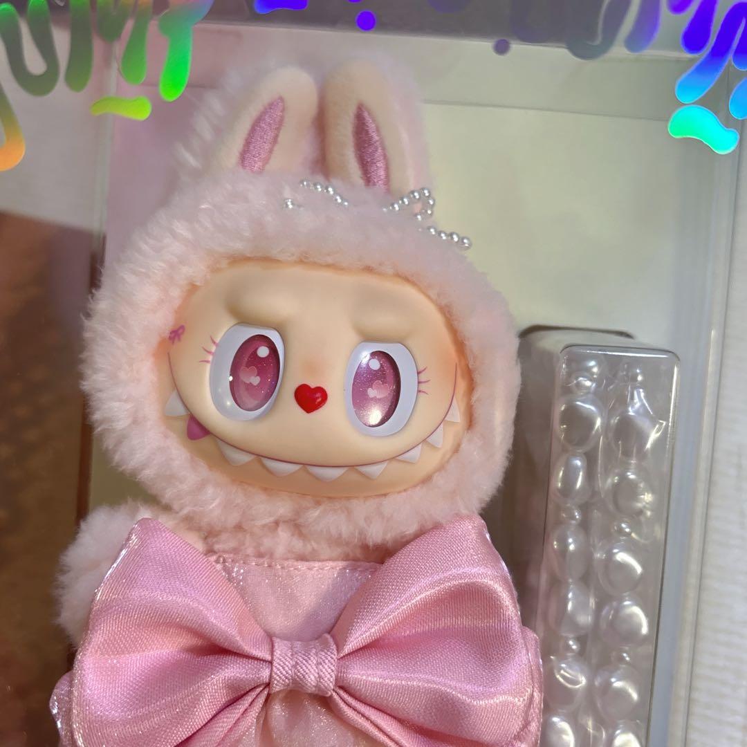 POPMART MOKOKO Jump into Summer Plushモモコ