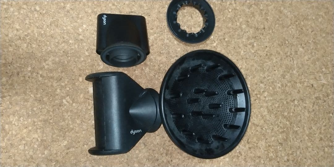 ダイソン Dyson Supersonic ionic ヘアドライヤー