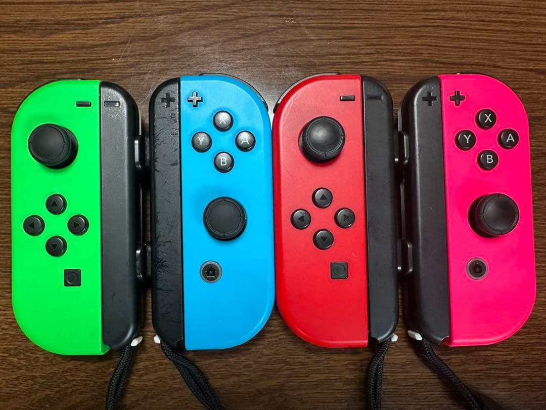 み*ゆ様 Nintendo Switch スイッチ　本体　付属品　ジョイコン　4