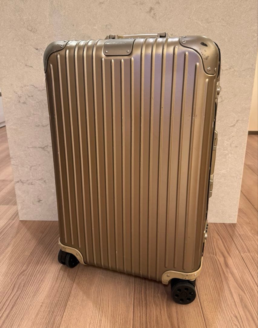 【新型美良品】RIMOWA OriginalチェックインM チタニウム