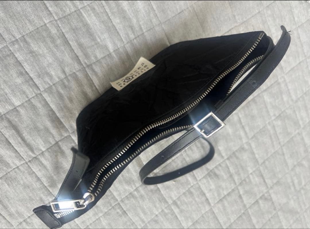 MM6 エムエムシックス メゾンマルジェラ ショルダーバッグ 【2024年秋冬】