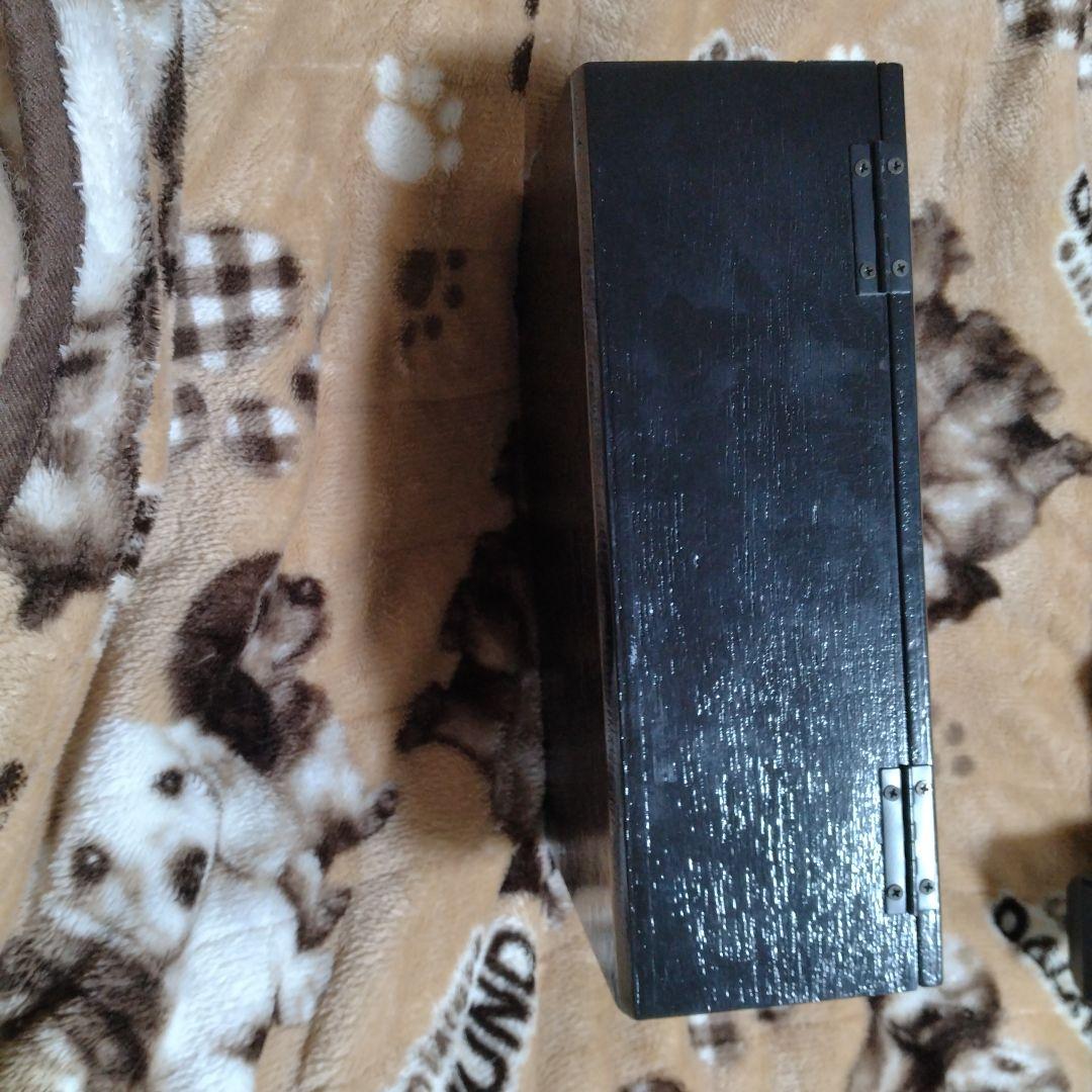 内閣総理大臣　贈　銀杯？　黒箱