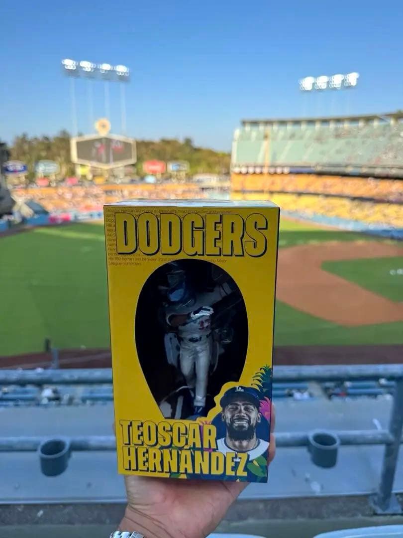 2025/7/22球場先着配布 テオスカーヘルナンデス ボブルヘッド ドジャース
