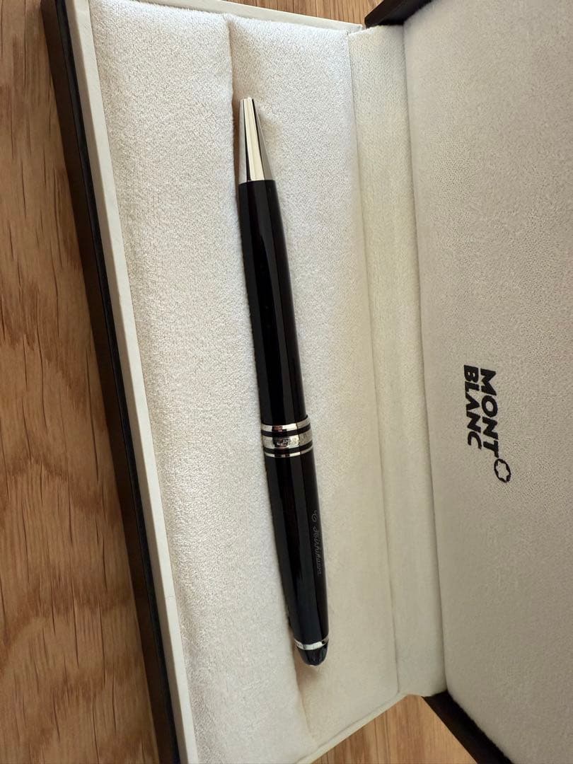 Montblanc マイスターシュテュック プラチナ ボールペン黒用ケース付き