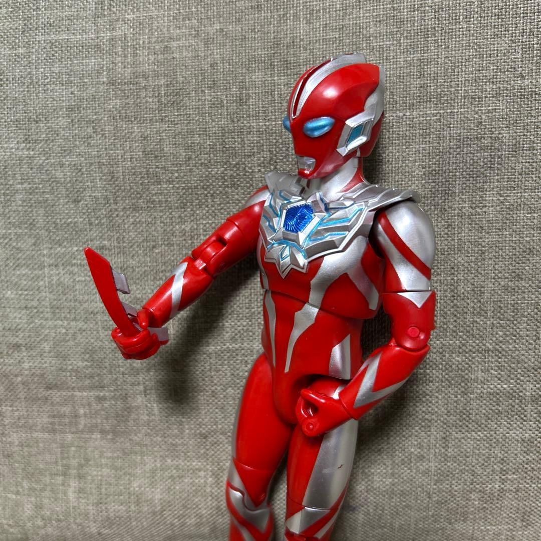 ウルトラマンオメガ　DXレキネス　トライガロン　ヴァルジェネス