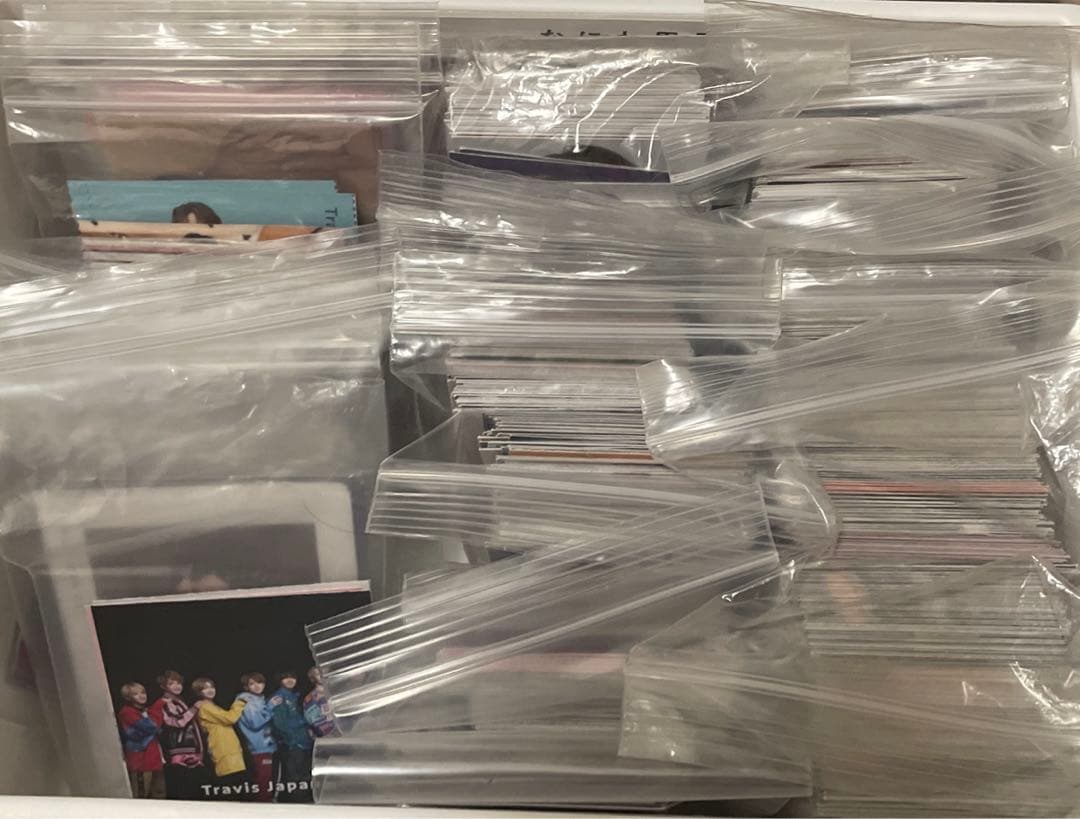 ジャニーズ　厚紙、デタカ