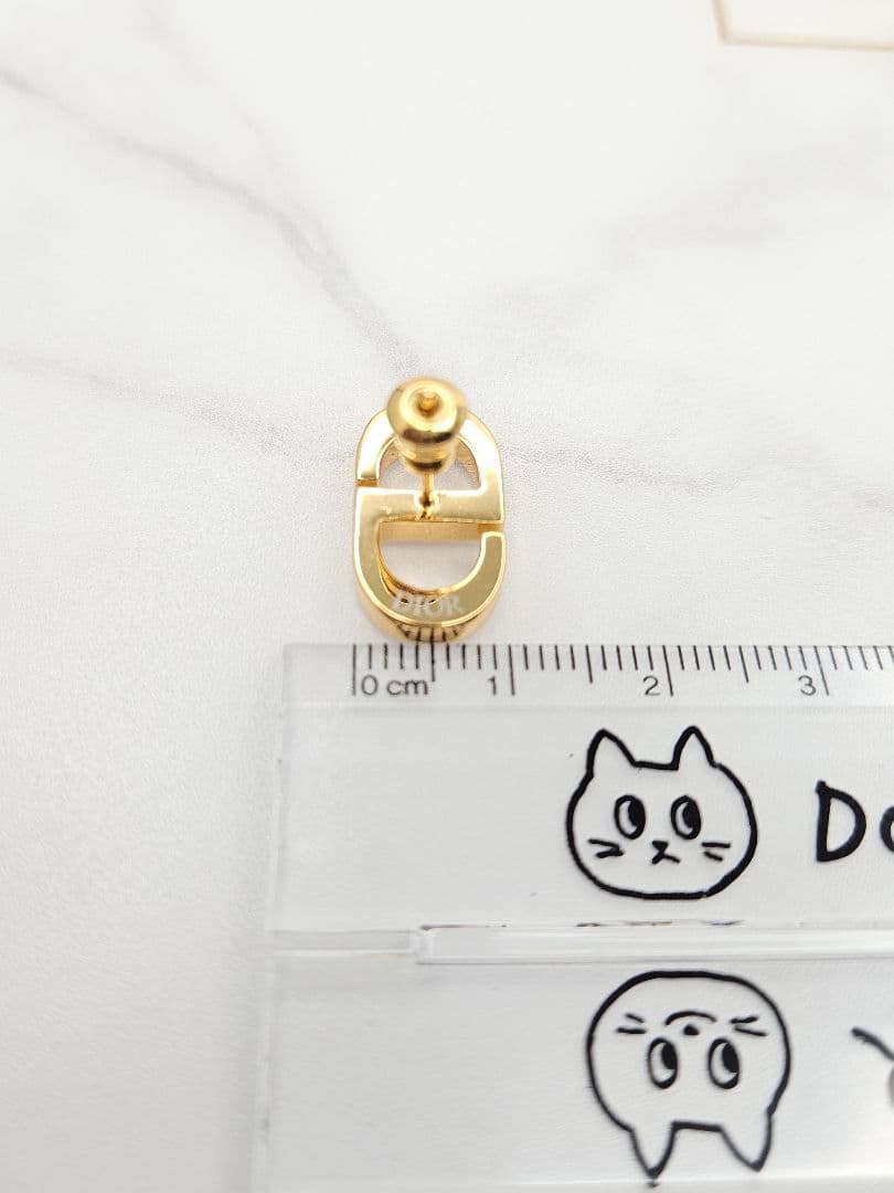 Christian Dior ディオール Petit CD スタッドピアス