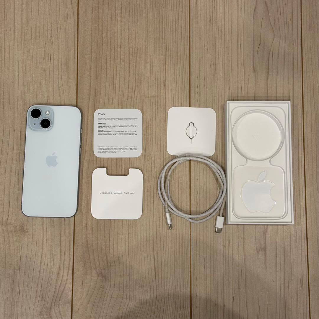 iPhone15本体256GB ブルー　SIMフリー　バッテリー88% 付属品