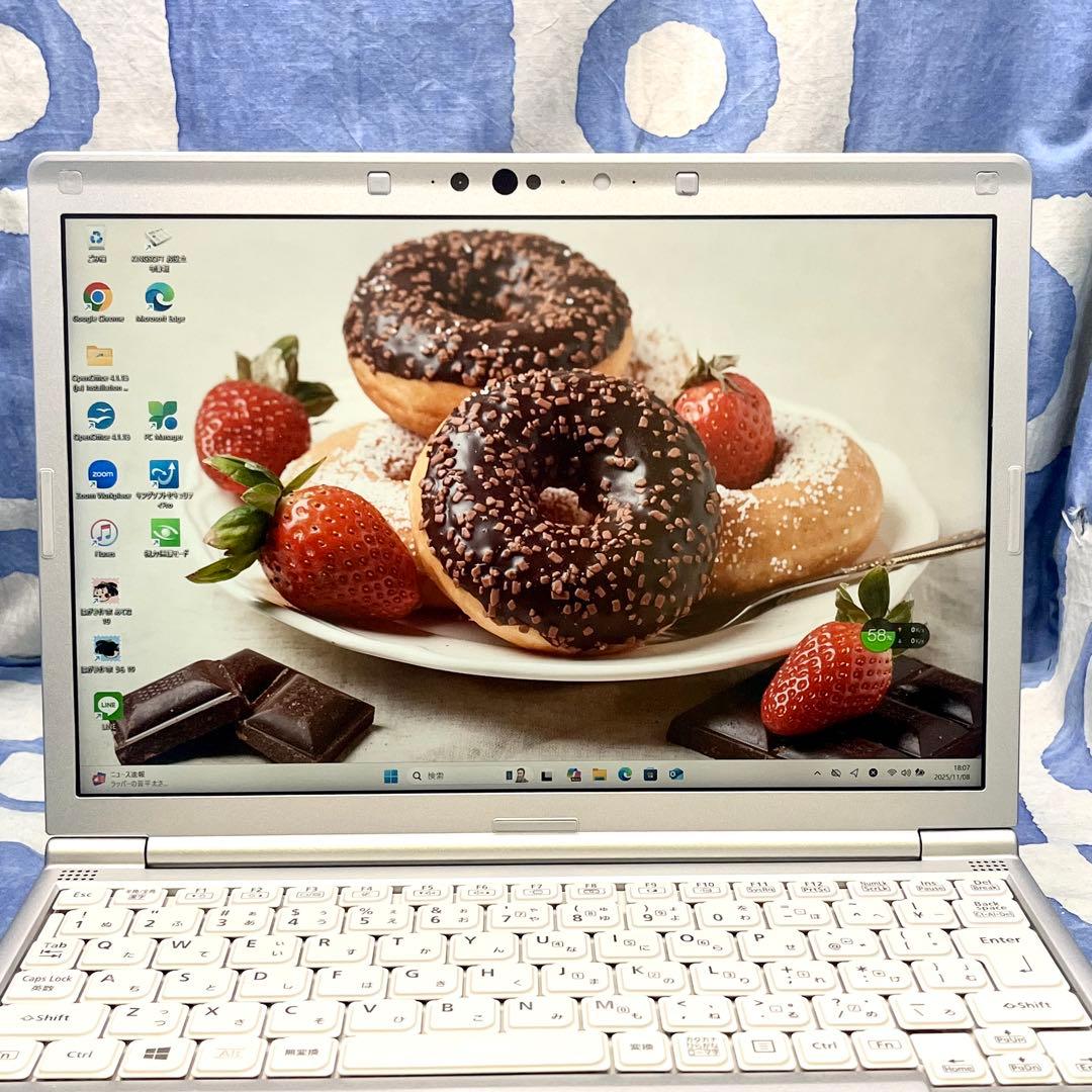 第8世代♡人気レッツノート♪快速SSD256GB☆高性能i5☆カメラ！Win11