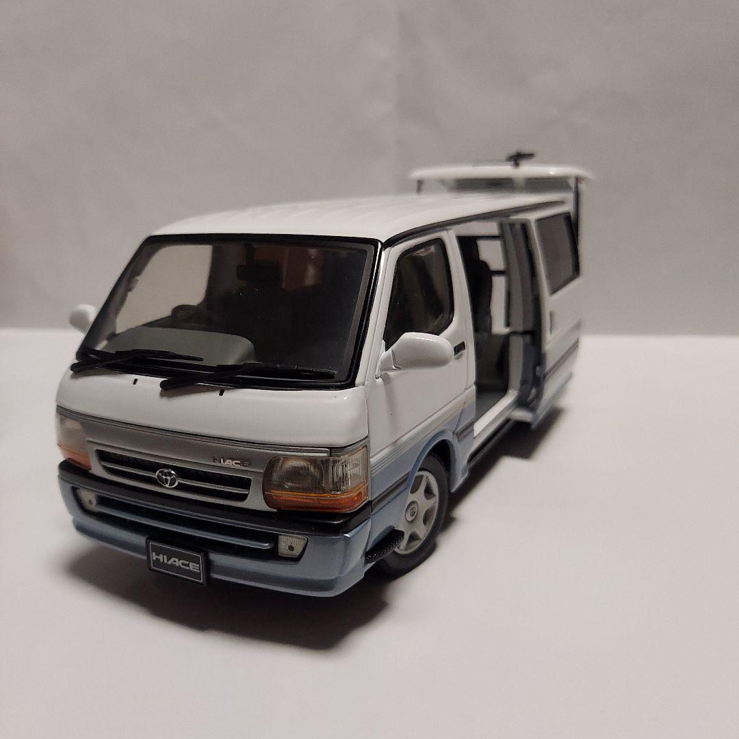 アオシマ DISM 1/24 トヨタハイエース100系バン スーパーGL後期型