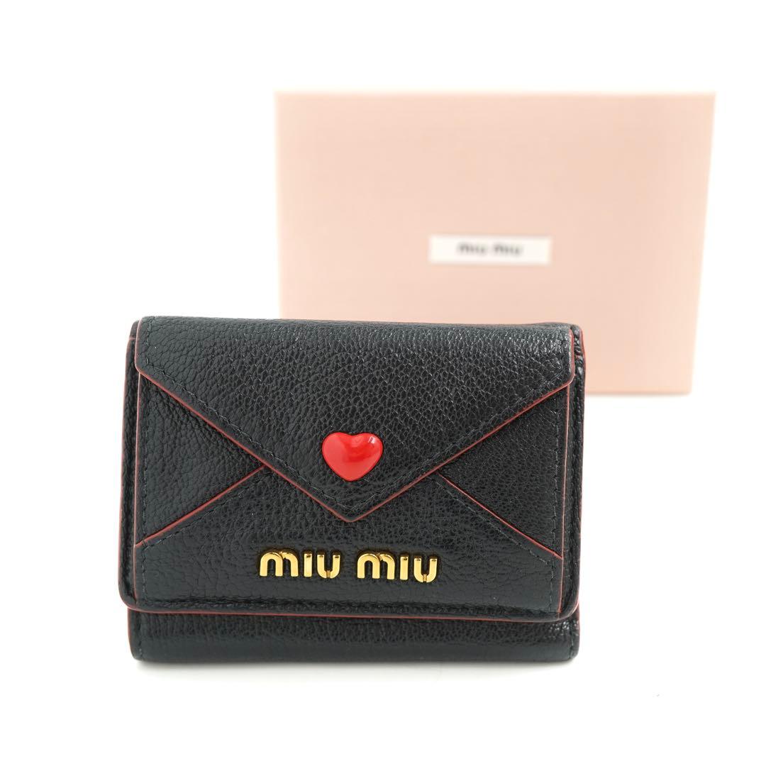 ✨新品未使用✨　miumiu ミニ財布　マドラス　レター　ペーパーミニ　ハート