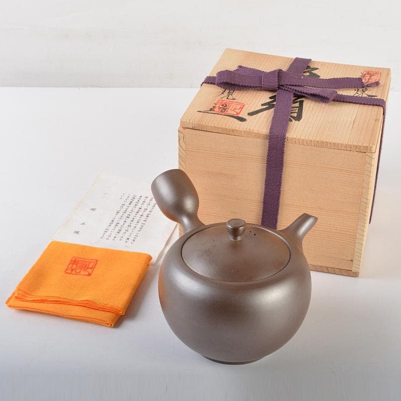 煎茶道具　萬古焼　館正規 作　横手急須　共布共箱　V　R7207