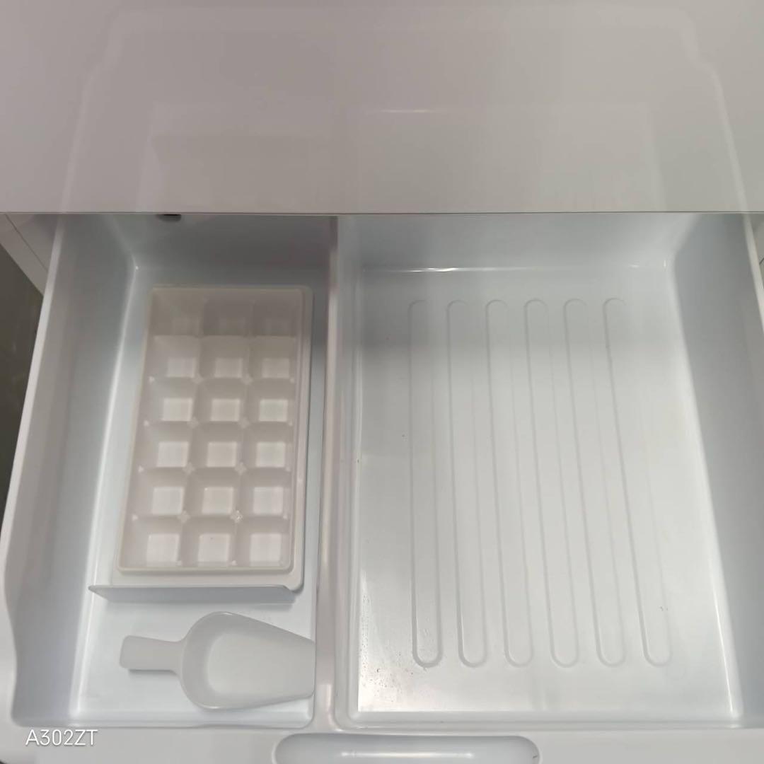 447 シャープ　どっちもドア　大型冷蔵庫　300L強　小型　家庭用　自動製氷