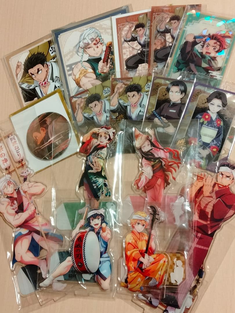 鬼滅の刃 グッズまとめ売り【画像3枚目まで全部！】オマケあり♪