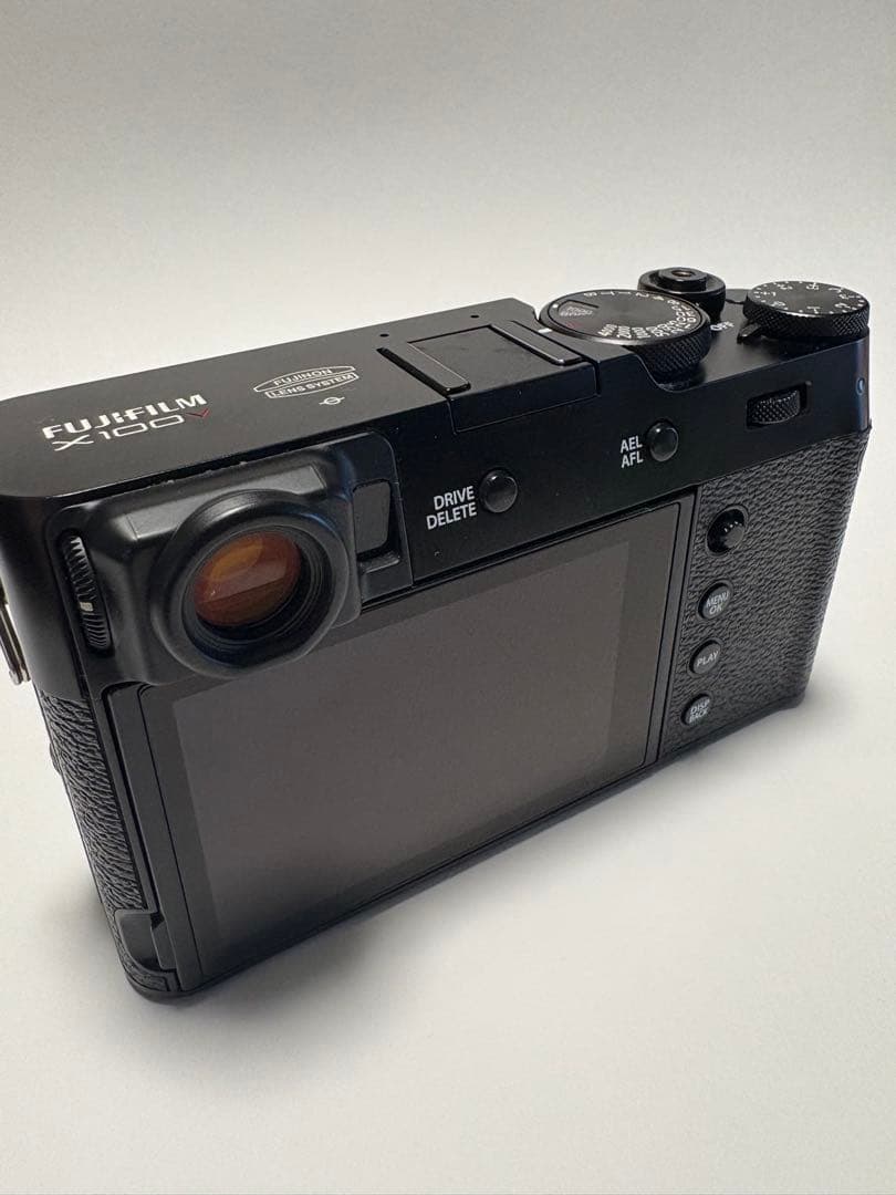 Fujifilm X100v ブラック
