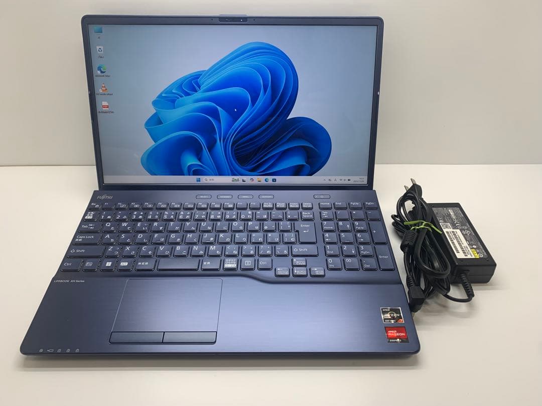 Windowsノート本体 FUJITSU LIFEBOOK AH50 Ryzen7 16GB 512GB