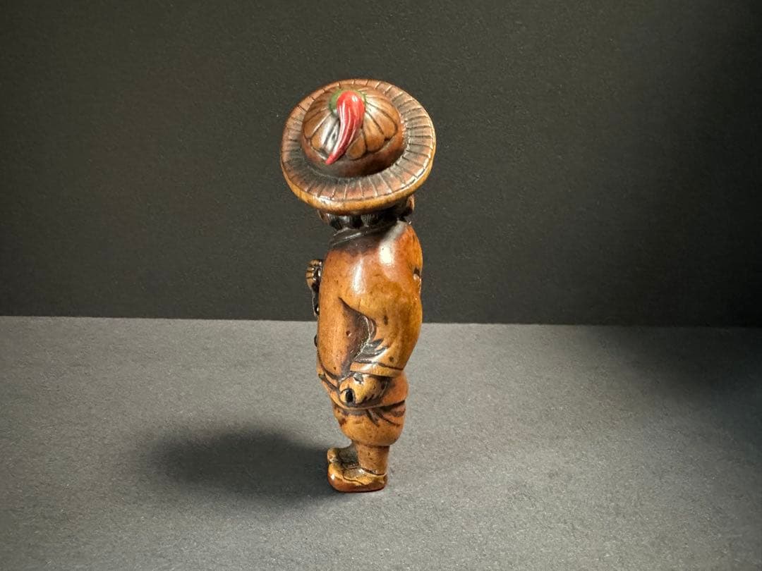 【根付(netsuke)】人物の根付　木製　江戸時代