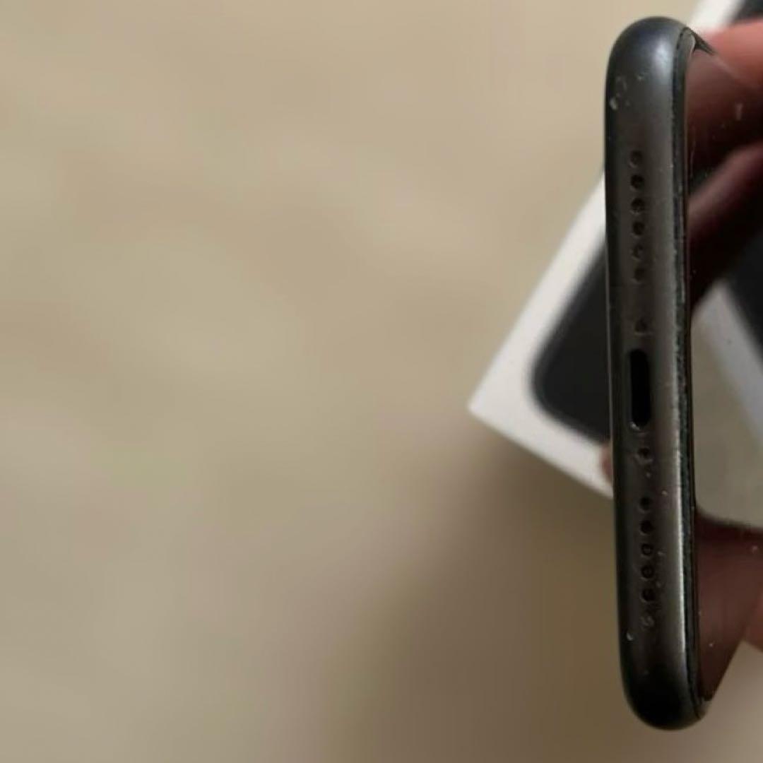 iPhone11 64G ブラック