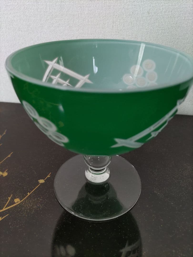 期間限定　お値引き中　 氷コップ　大正ロマン　乳白緑被せ切子