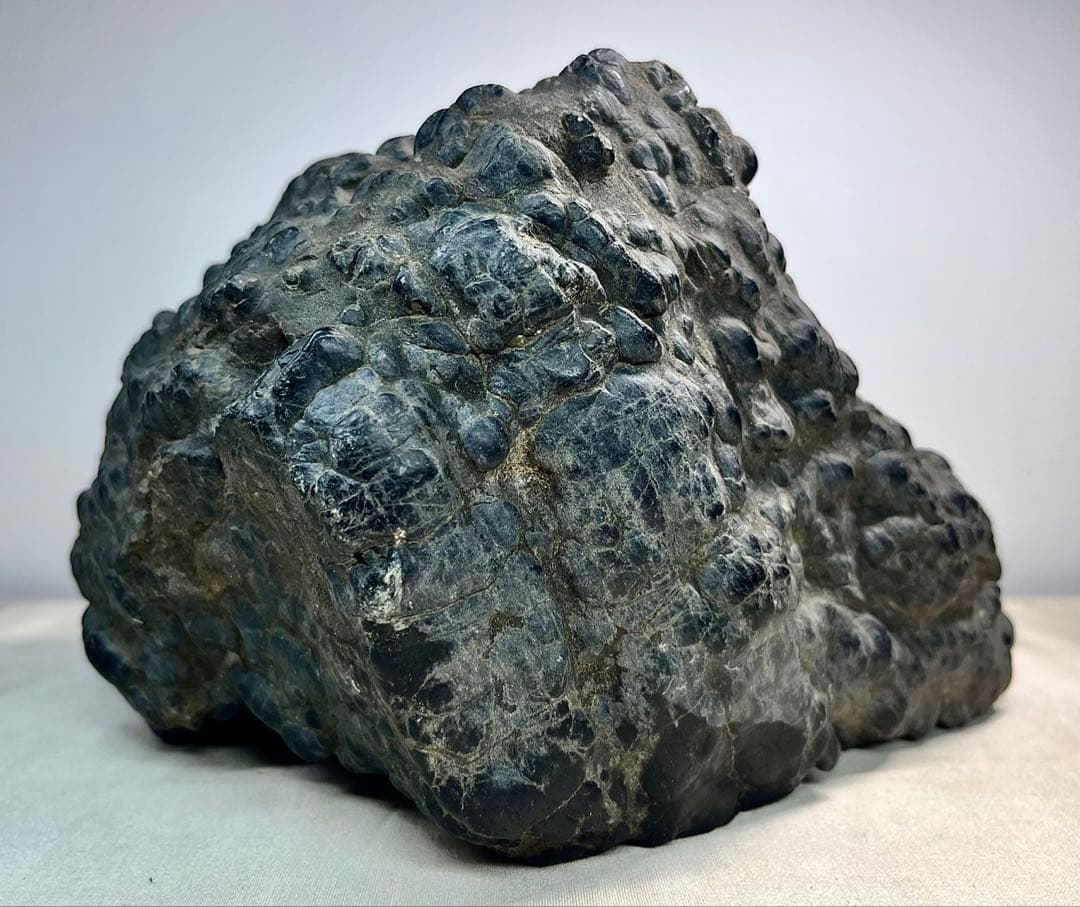 兵庫県産 アレキサンドライト 33200ct 宝石 原石 金緑石 鉱物