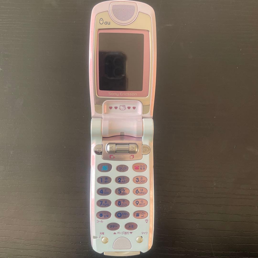 希少品キティちゃんガラケー