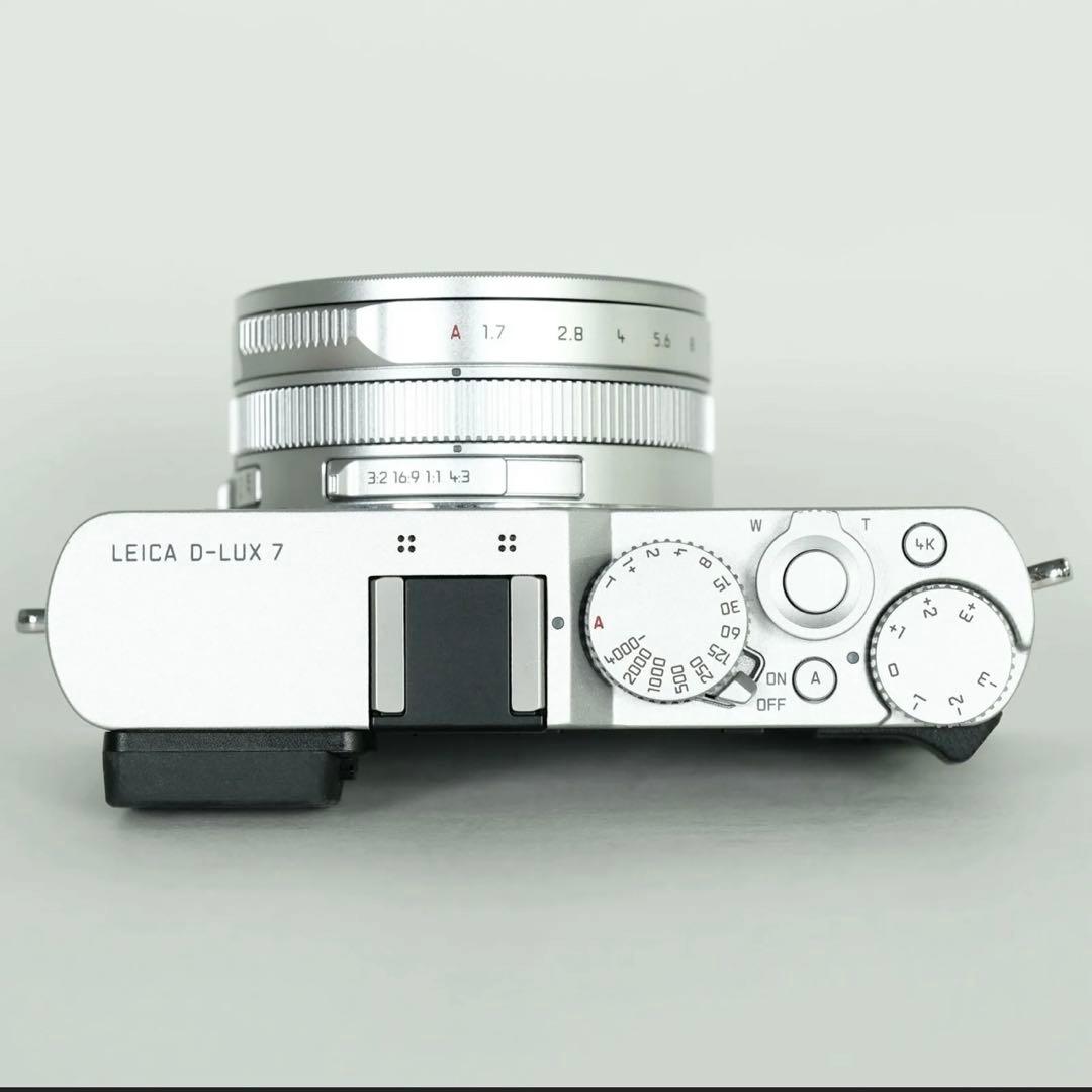 LEICA D-LUX7 シルバー / コンパクトデジタルカメラ