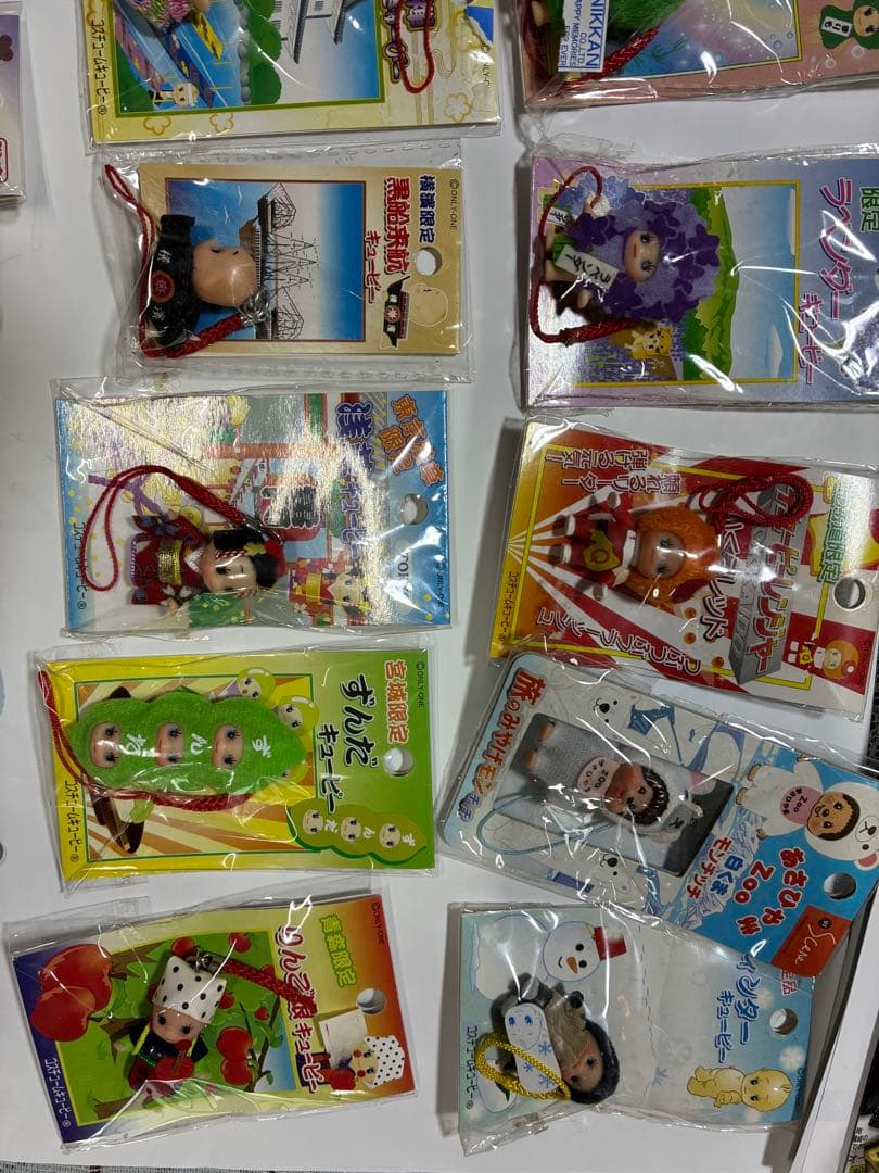 ご当地キューピー　ストラップ 20個