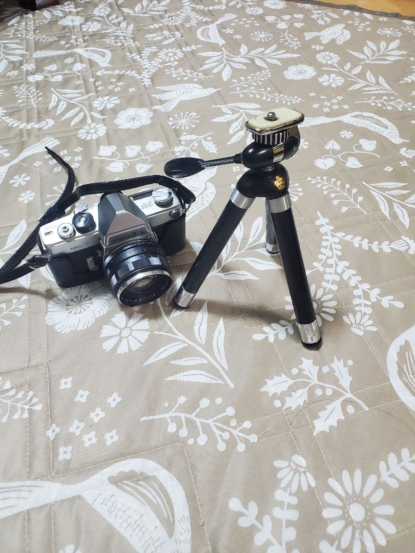 ⭐昭和レトロ希少カメラ⭐ Minolta SR-7 フィルムカメラ、三脚足セット