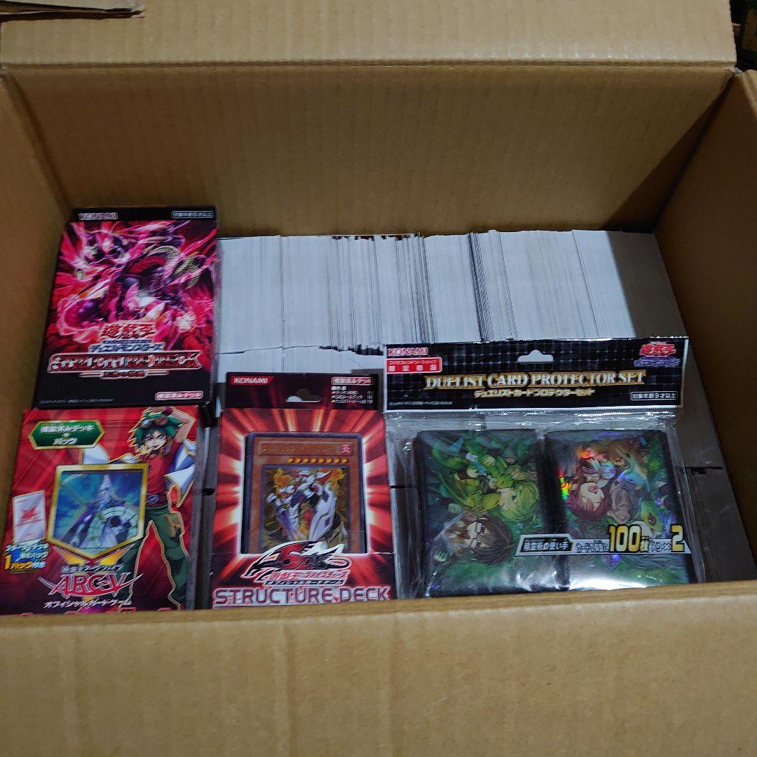 遊戯王大量日版ノーマル＆レア3000枚以上未開封ストラクチャーあり