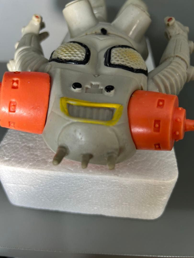 宇宙ロボット　キングジョー　移行期　円谷プロ