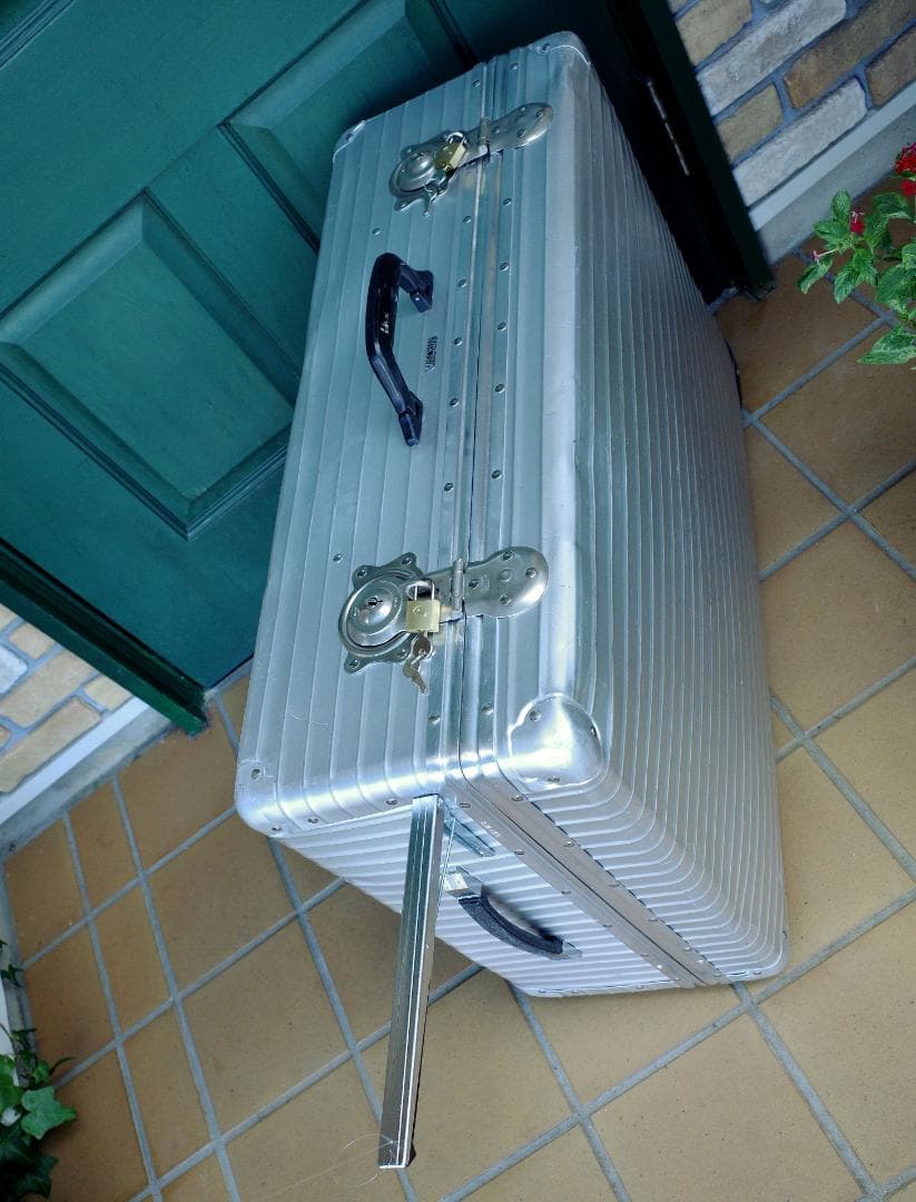 リモワ '70 レトロ アルミ スーツケース 2輪【稀少】XL 104L