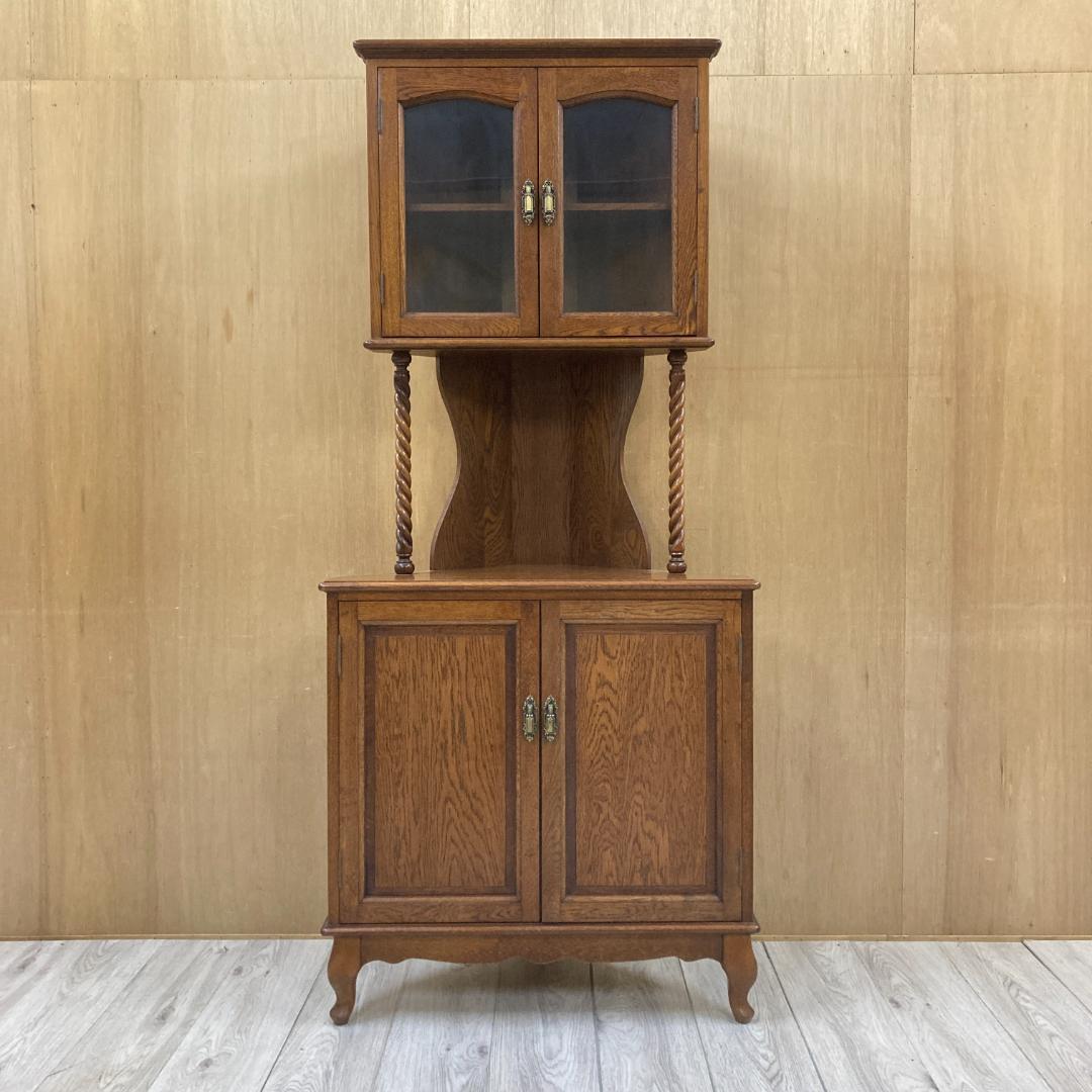 アンティーク　コーナーキャビネット　飾り棚