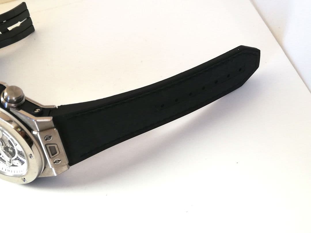 【新品未使用、互換ベルト、バックル付】ウブロ　ビッグバン　ウニコ　ワンタッチ