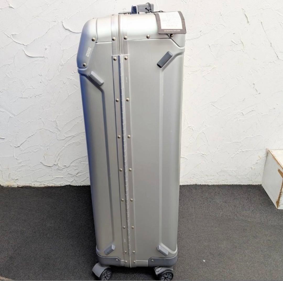 ZERO HALLIBURTON ゼロハリバートン 4輪キャリーケース