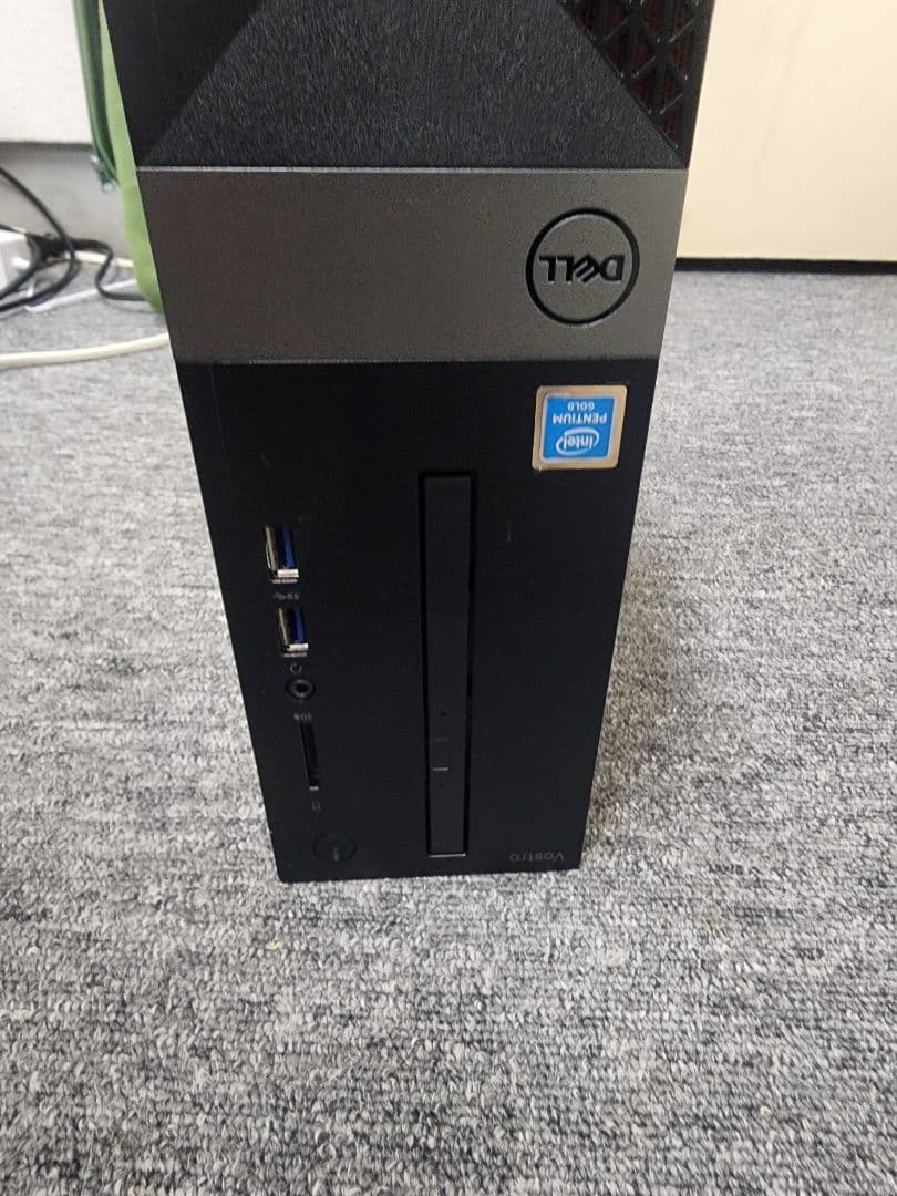 DELL vostro 3740 第8世代 i3-8100/8GB/SSDHDD