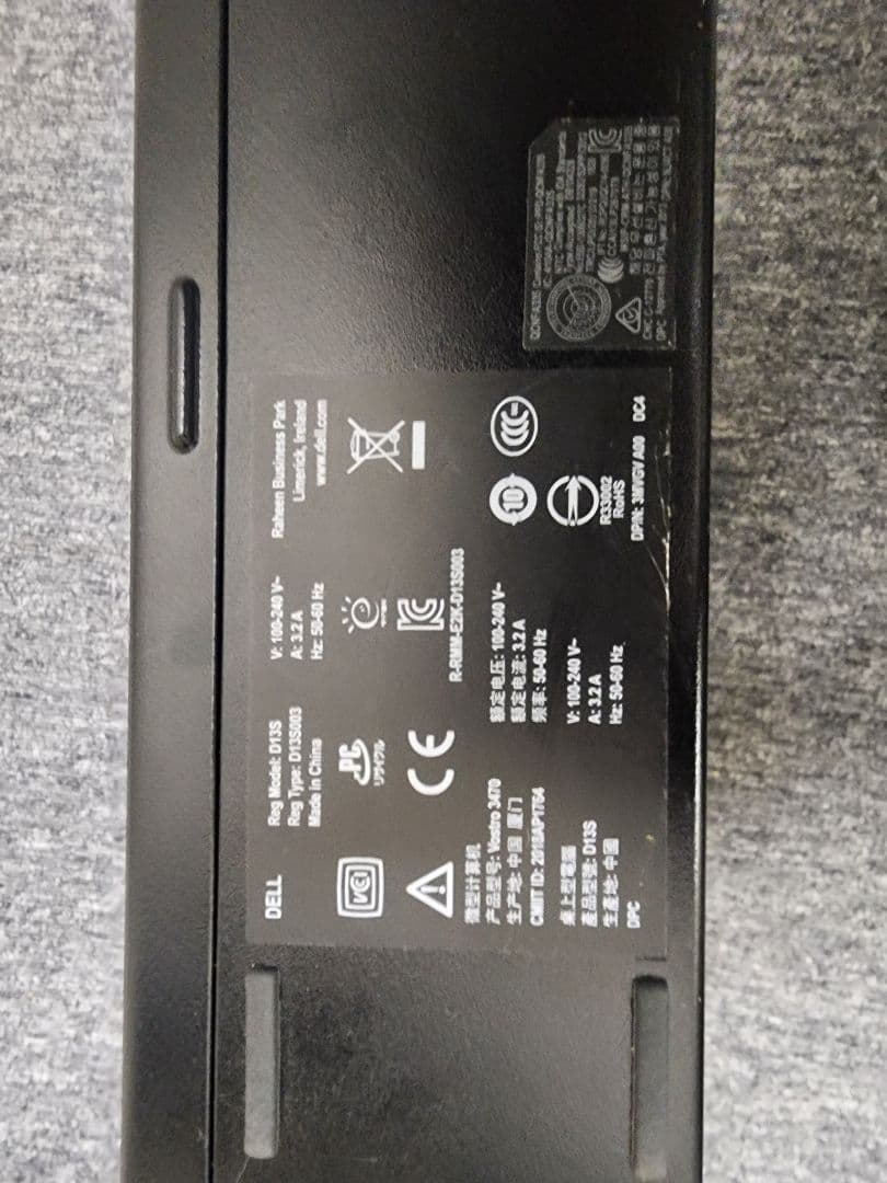 DELL vostro 3740 第8世代 i3-8100/8GB/SSDHDD